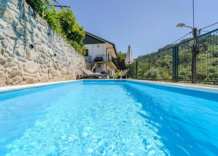 Casa Caldas Kır Evi Caldelas